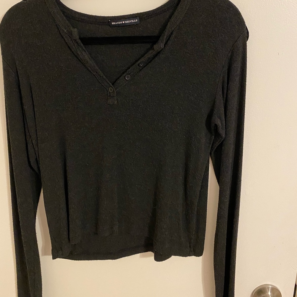 Brandy Melville long sleeve !